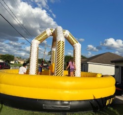 Wrecking Ball Inflatable Game IMG 4534 1761605554 Wrecking Ball Inflatable Game
